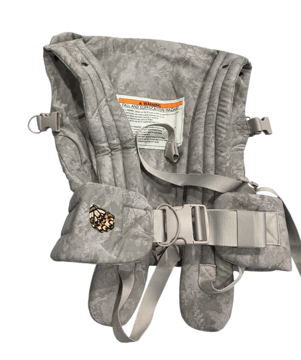 Shop Mabē The Monarch Carrier, Ashland/Camo at GoodBuy Gear