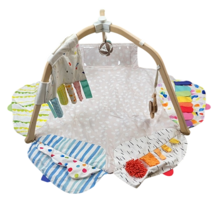 Lovevery PLay mat with Play Strands on GoodBuy Gear
