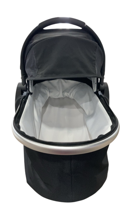 Shop Mockingbird Bassinet 2.0, Black at GoodBuy Gear
