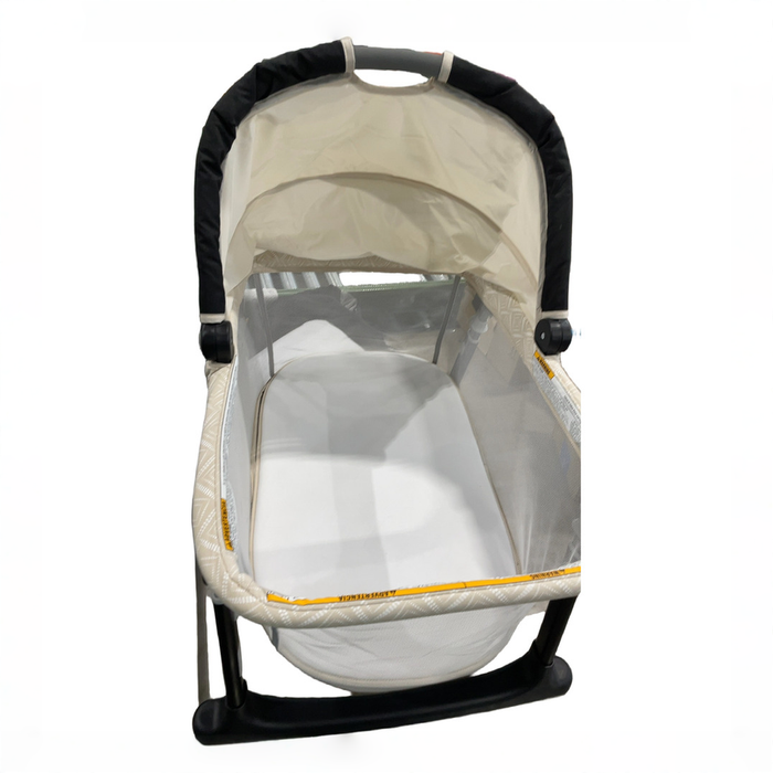 Shop Graco Day2dream Portable Bassinet at GoodBuy Gear