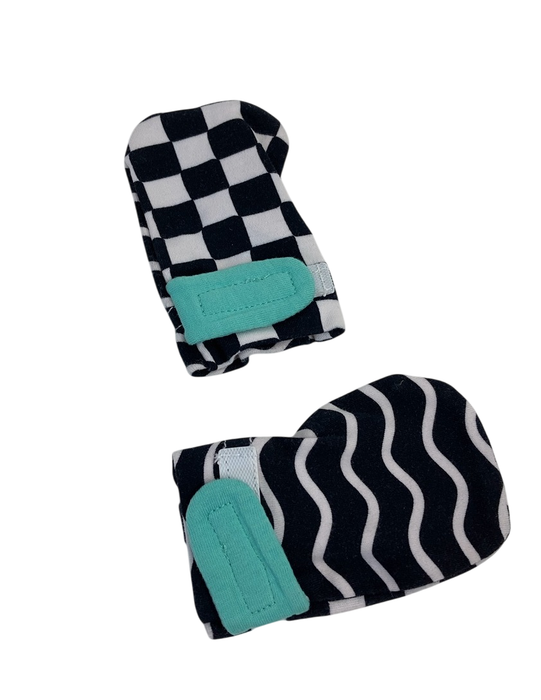 Shop Lovevery The Looker Play Kit at GoodBuy Gear