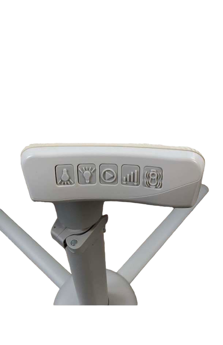 secondhand Halo BassiNest Swivel Sleeper Luxe Plus Series