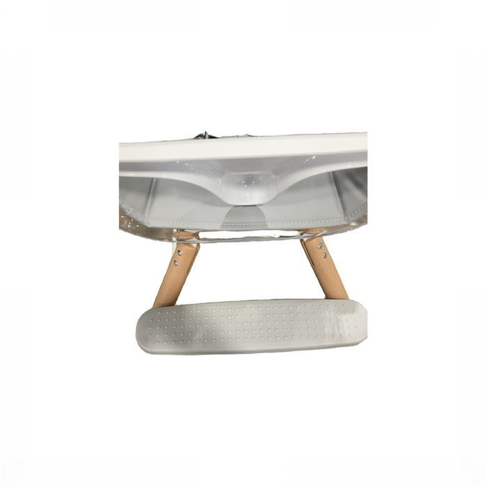 Shop Munchkin 360-Degree Cloud Swivel High Chair at GoodBuy Gear