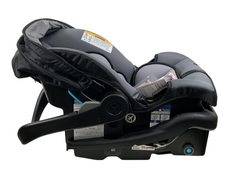 Shop Baby Trend EZ-Lift PRO Infant Car Seat, 2024, Dash Black at GoodBuy Gear