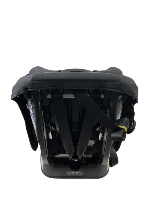 Shop Graco TrioGrow SnugLock 3-in-1 Car Seat, 2024, Leland at GoodBuy Gear