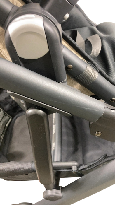 Shop UPPAbaby VISTA V2 Stroller, 2024, Liam (Oat Melange/Carbon) at GoodBuy Gear