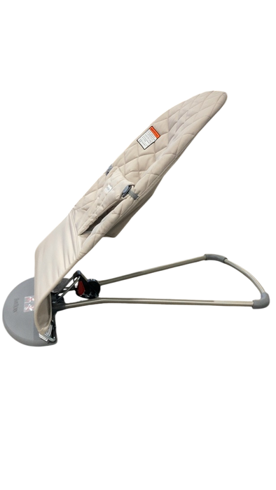 Shop BabyBjorn Bouncer Bliss, Dark Gray Frame, Sand Gray Cotton Classic Quilt at GoodBuy Gear