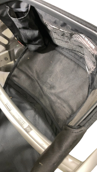 Shop UPPAbaby VISTA V2 Stroller, 2023, Theo (Dark Taupe) at GoodBuy Gear