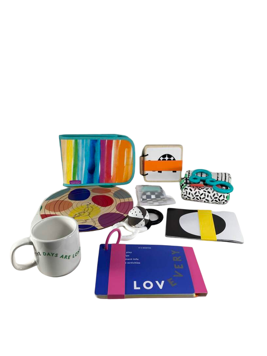 Shop Lovevery The Looker Play Kit at GoodBuy Gear