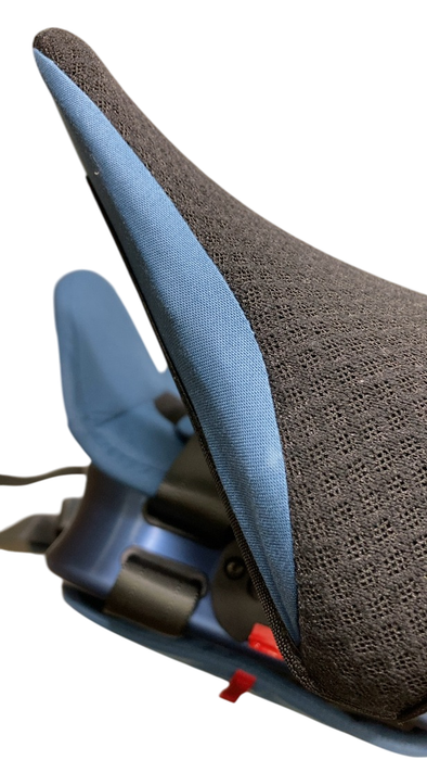 Shop WAYB Pico Portable Car Seat, 2023, Midnight Sky at GoodBuy Gear