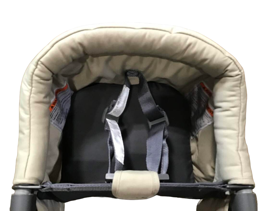 Shop Inglesina Fast Table Chair, Cream, With Dining Tray at GoodBuy Gear