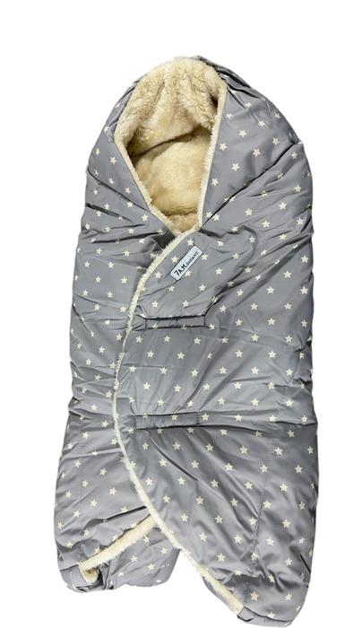 Shop 7 A.M. Enfant Nido, Grey Stars, Small (0-6 Months) at GoodBuy Gear