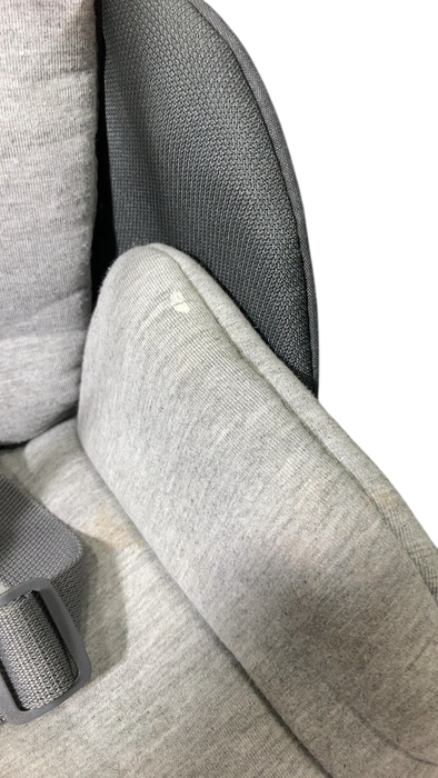 Shop Maxi-Cosi Minla 6-in-1 High Chair, Essential Graphite at GoodBuy Gear