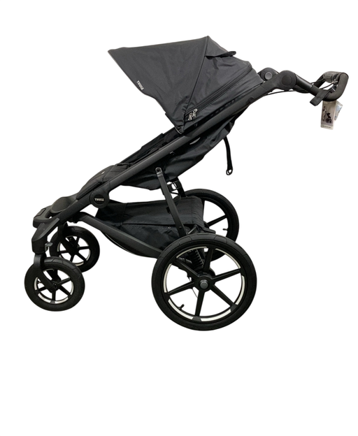 Shop Thule Urban Glide 4-Wheel Stroller, 2024, Black, Click In Buckle at GoodBuy Gear