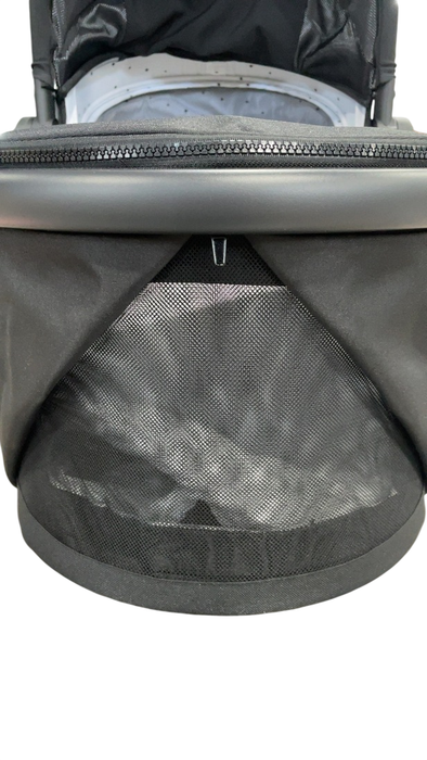 Shop Mockingbird Bassinet, 2026+, Black at GoodBuy Gear