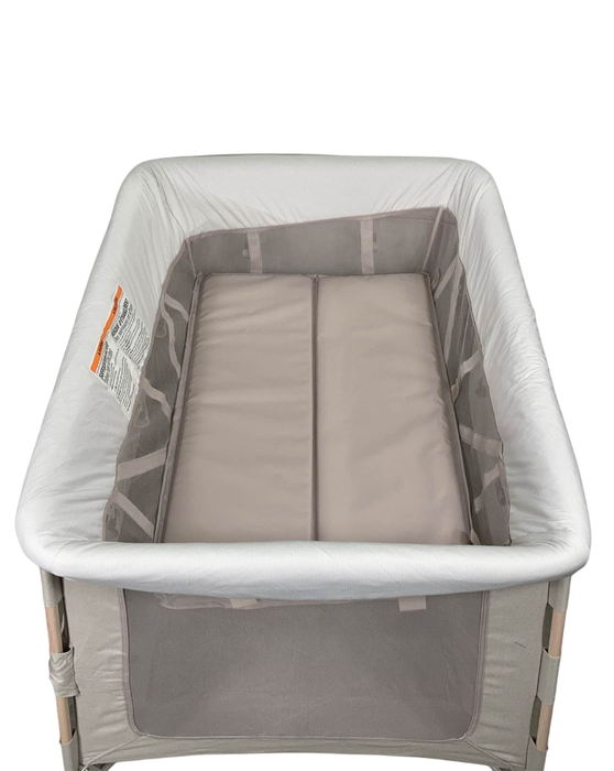 Shop Maxi-Cosi Swift Play Yard, Classic Oat at GoodBuy Gear