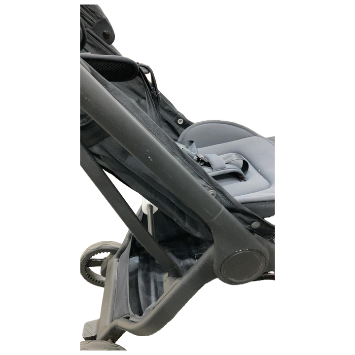 Shop Ergobaby Metro 3 All in One Compact Baby Stroller, 2025, Onyx Black at GoodBuy Gear