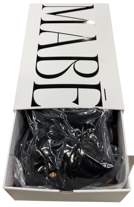Shop Mabē The Monarch Carrier, Ebony at GoodBuy Gear