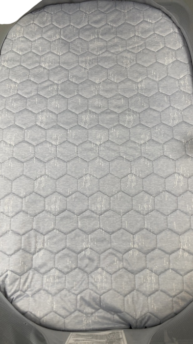 Shop Maxi-Cosi Iora Bedside Bassinet, Classic Slate at GoodBuy Gear