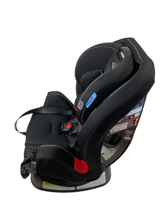Shop Graco TrioGrow SnugLock 3-in-1 Car Seat, 2023, Leland at GoodBuy Gear