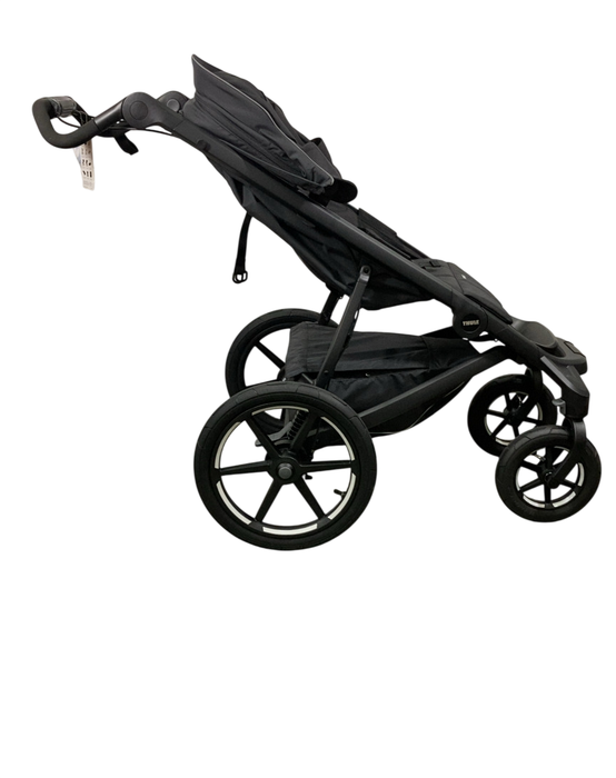 Shop Thule Urban Glide 4-Wheel Stroller, 2024, Black, Click In Buckle at GoodBuy Gear