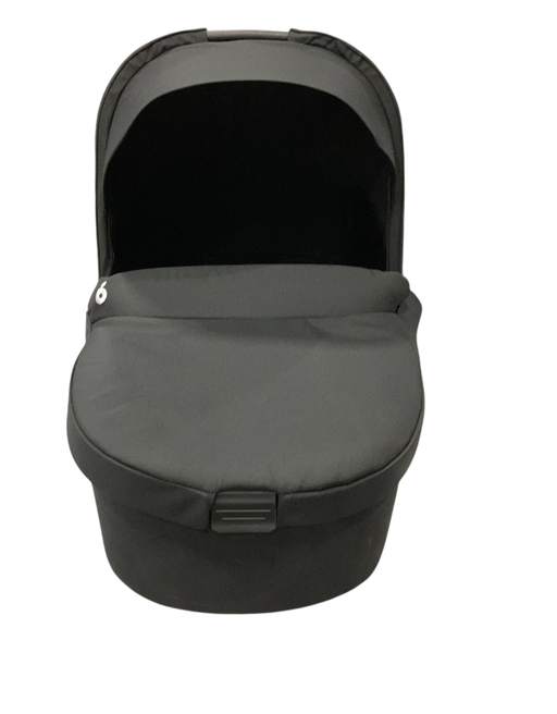 Shop Zoe Journey Bassinet, Black at GoodBuy Gear