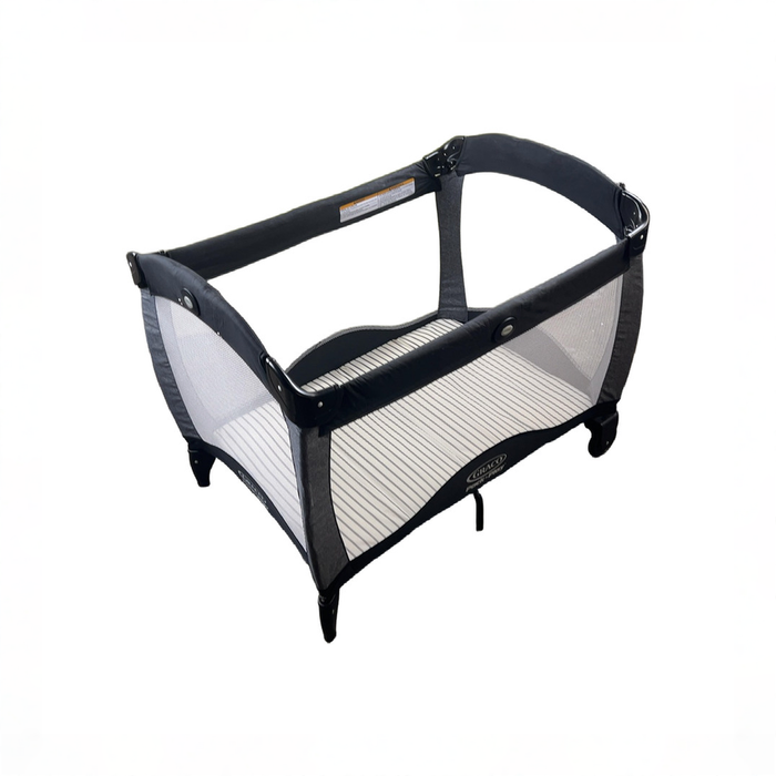 Shop DRAFT - Graco Pack 'n Play Playard Reversible Seat & Changer, Holt at GoodBuy Gear