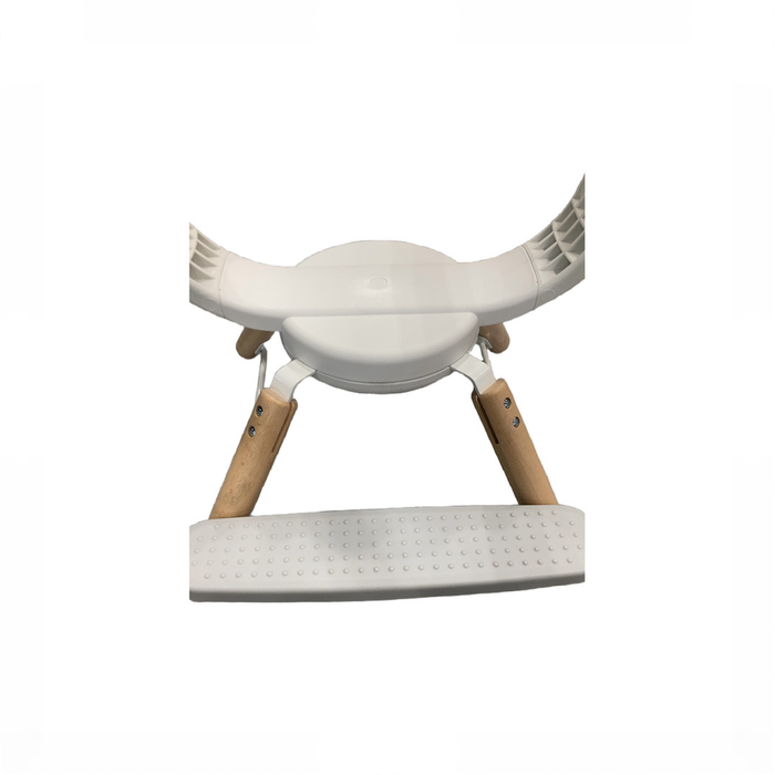 Shop Munchkin 360-Degree Cloud Swivel High Chair at GoodBuy Gear