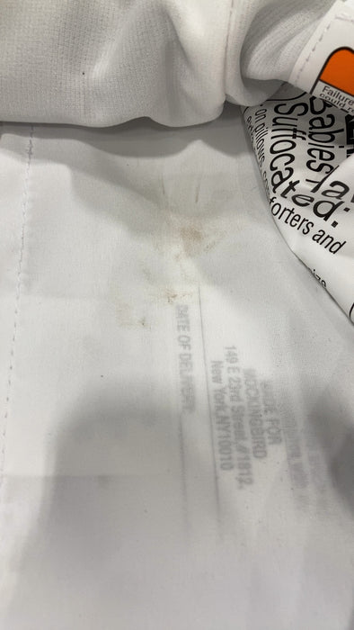 Shop Mockingbird Bassinet, Black at GoodBuy Gear