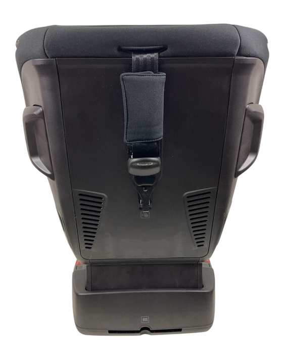 Shop Nuna RAVA Convertible Car Seat, 2023, Riveted at GoodBuy Gear