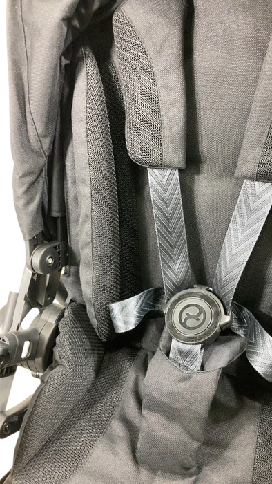 Shop Cybex Gazelle S Modular Stroller, 2023, Moon Black, Silver Frame at GoodBuy Gear