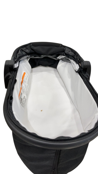 Shop Mockingbird Bassinet, 2026+, Black at GoodBuy Gear