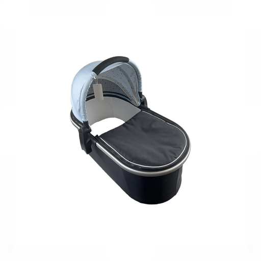 Shop Mockingbird Bassinet, Pre-2026, Sky at GoodBuy Gear