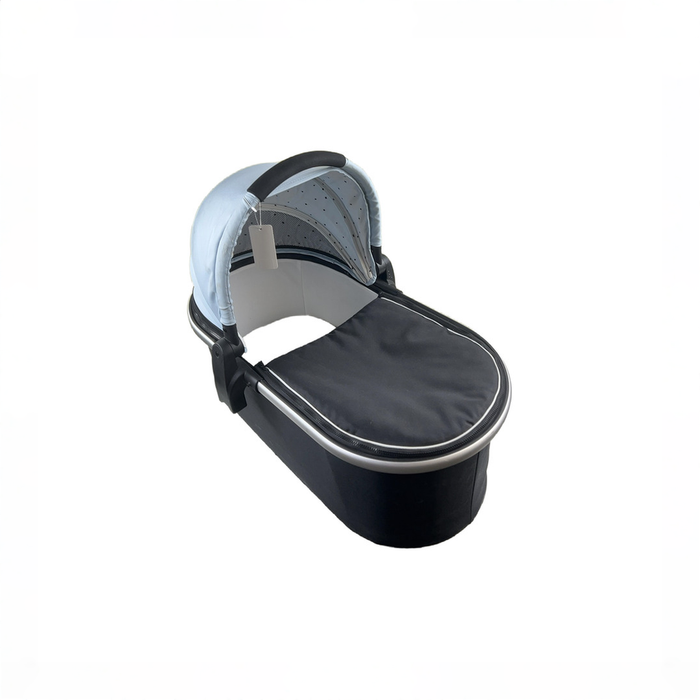 Shop Mockingbird Bassinet, Pre-2026, Sky at GoodBuy Gear