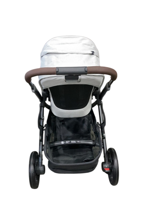 Shop UPPAbaby Vista V3 Stroller, 2024, Savannah (Pearl Gray Jacquard) at GoodBuy Gear
