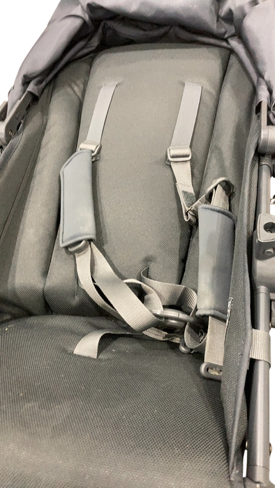 Shop UPPAbaby V2 CRUZ Replacement Toddler Seats, Jake (Black) at GoodBuy Gear