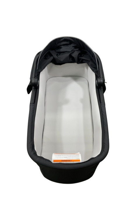 Shop Thule Urban Glide 3/4 Bassinet, Black at GoodBuy Gear