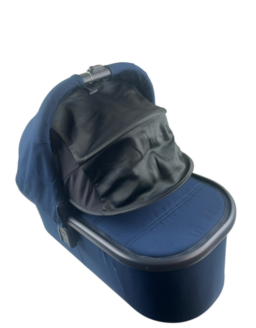 Shop UPPAbaby V2 Bassinet, Noa (Navy) at GoodBuy Gear