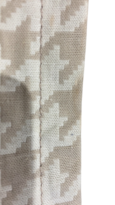 Shop Mabē The Monarch Toddler Sling, Houndstooth at GoodBuy Gear