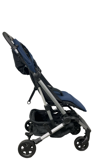 Shop Colugo Compact Stroller, 2023, Navy at GoodBuy Gear