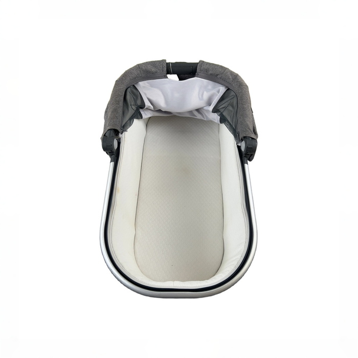 Shop UPPAbaby V2 Bassinet, Jordan (Charcoal Melange) at GoodBuy Gear