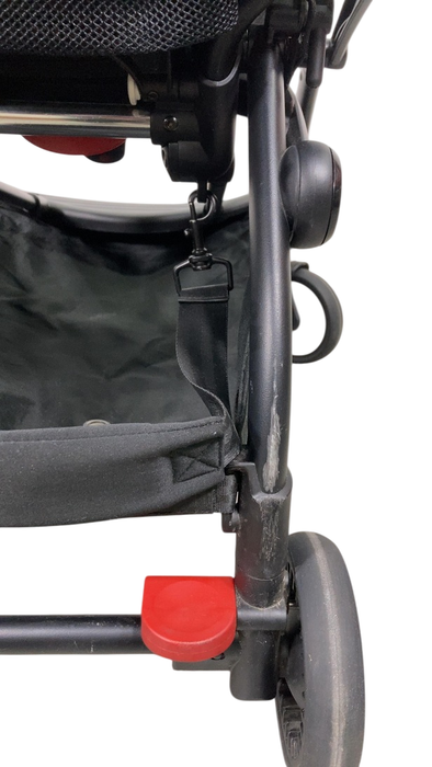 Shop Babyzen YOYO2 Complete Stroller, 2023, Black with Black at GoodBuy Gear