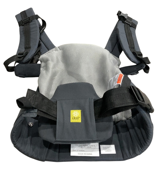 Shop Lillebaby Complete All Seasons Baby Carrier, Charcoal Silver at GoodBuy Gear