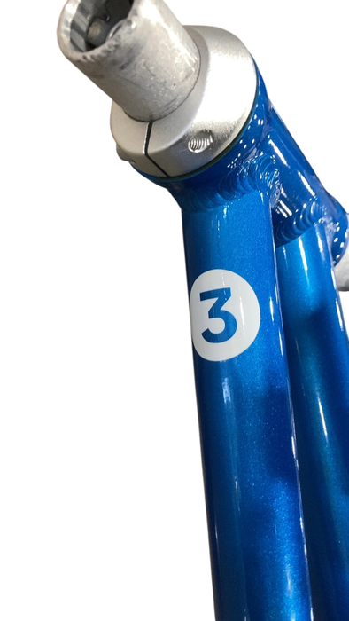 Shop Woom GO 3 Bike "16, AUTOMAGIC, Metallic Blue at GoodBuy Gear