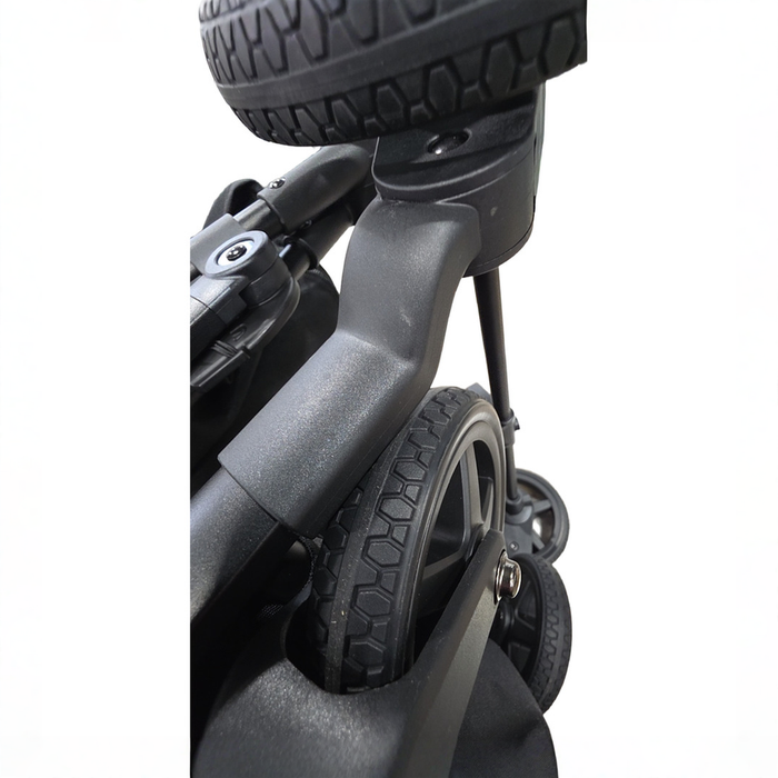 Shop Mompush Lithe V2 Stroller, 2026, Black at GoodBuy Gear