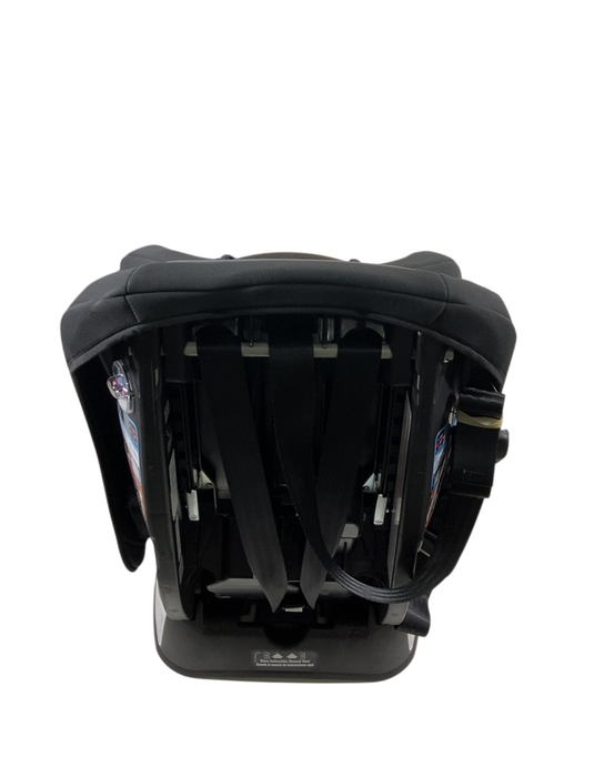 Shop Graco TrioGrow SnugLock 3-in-1 Car Seat, 2024, Leland at GoodBuy Gear