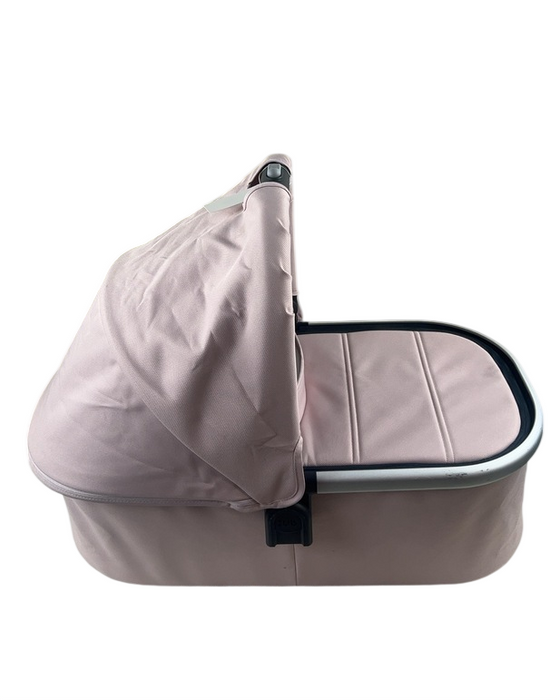 Shop UPPAbaby V2 Bassinet, Alice (Dusty Pink) at GoodBuy Gear