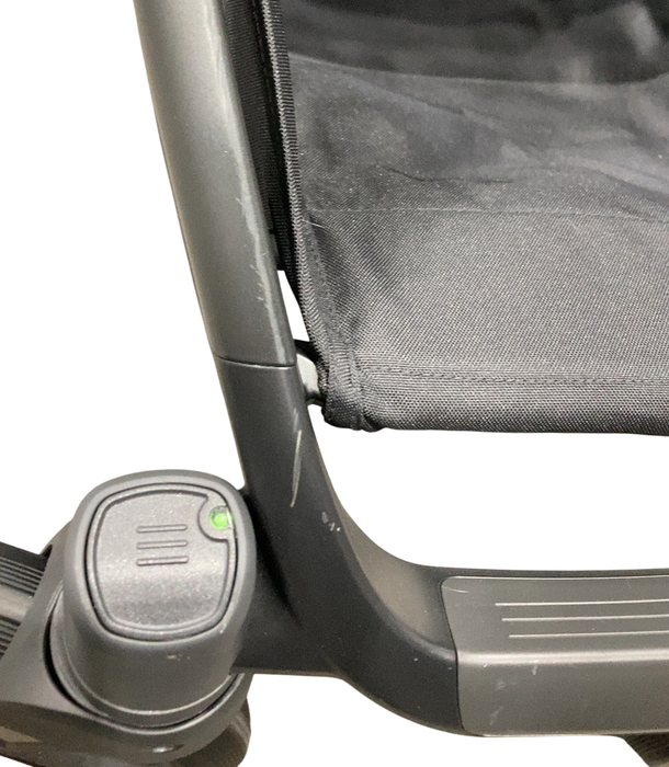 Shop UPPAbaby Vista V3 Stroller, 2024, Jake (Charcoal) at GoodBuy Gear