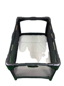 secondhand 4moms Breeze Playard Plus, 1045