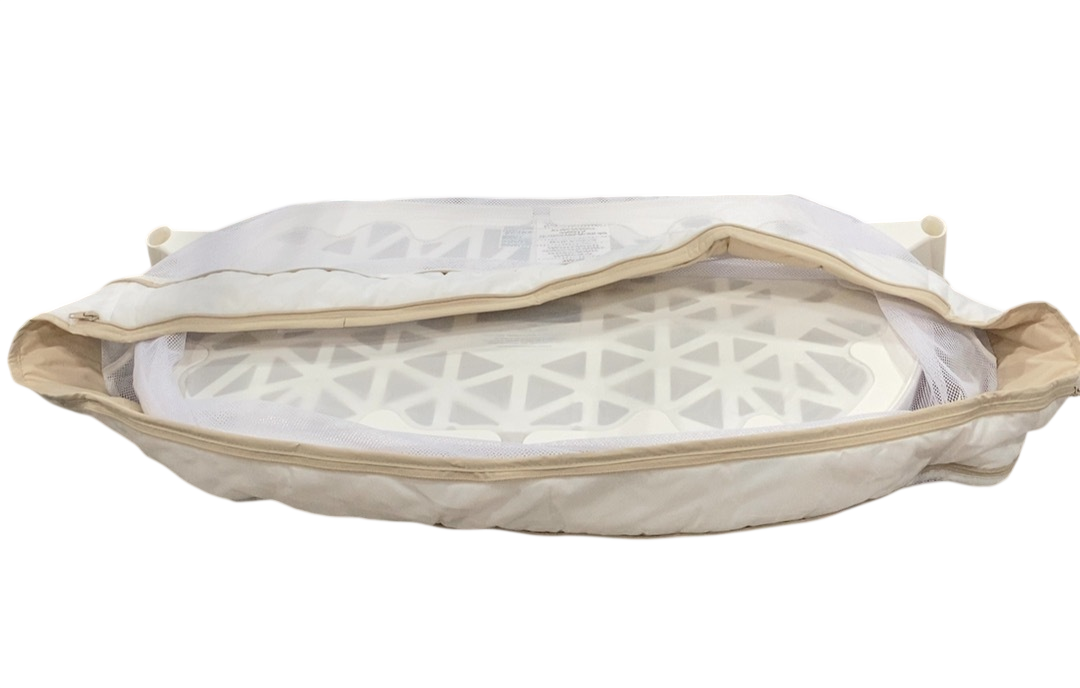 Shop Halo BassiNest Lite, Oat at GoodBuy Gear